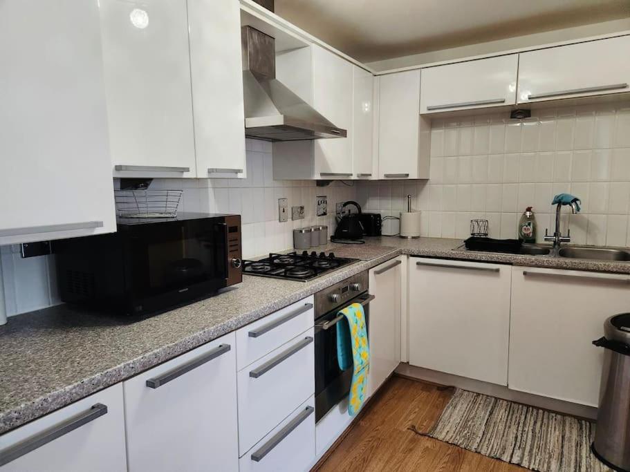 Rgm Hatfield 2 Bedroom Apartment エクステリア 写真
