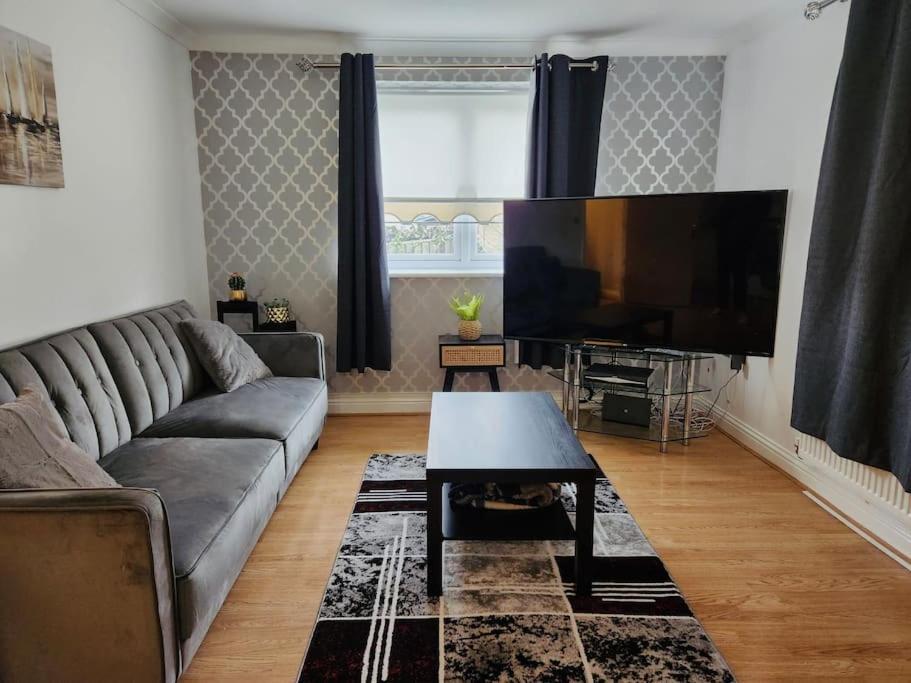 Rgm Hatfield 2 Bedroom Apartment エクステリア 写真