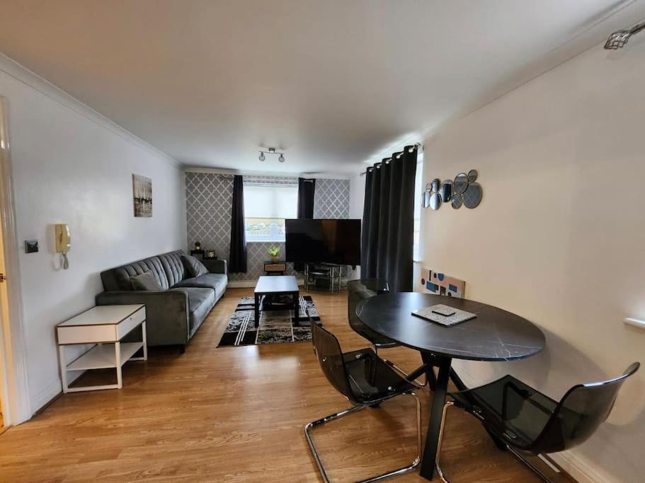 Rgm Hatfield 2 Bedroom Apartment エクステリア 写真